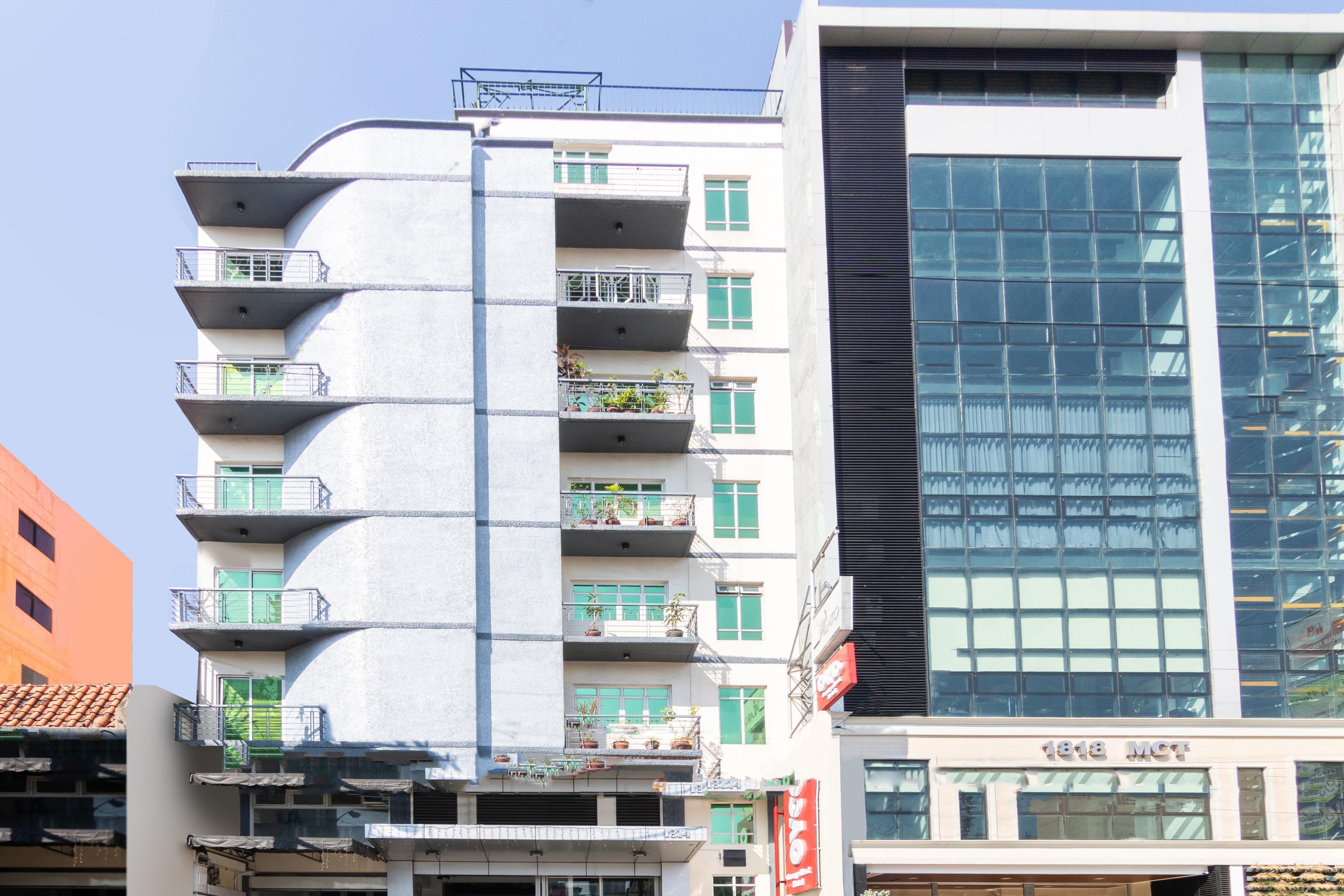 Vaccinated Staff - OYO 107 Orange Nest Hotel Manila Exterior foto